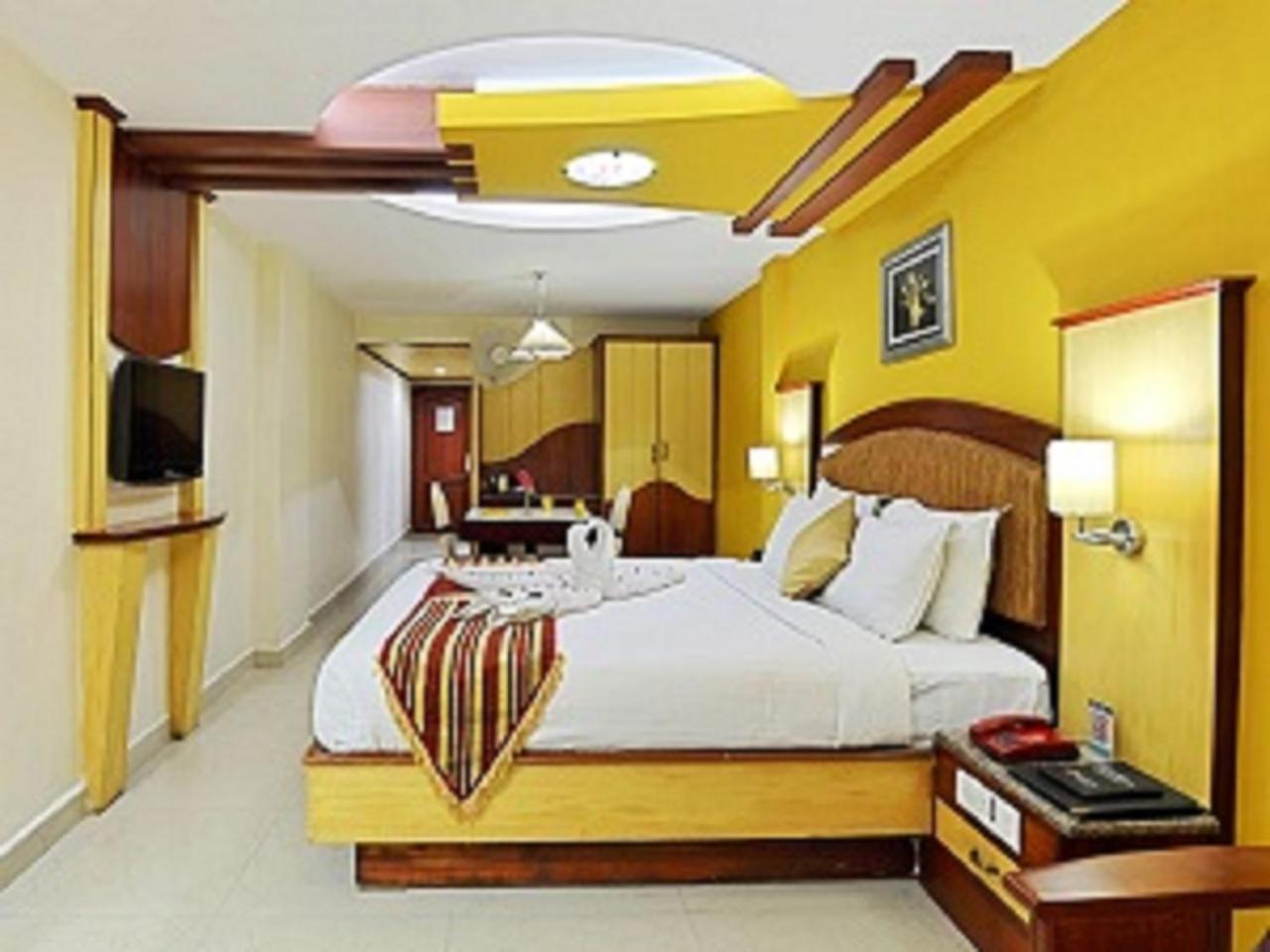 Ponmariresidency Hotel Ooty Luaran gambar
