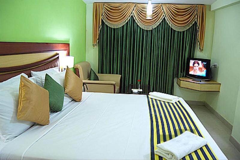 Ponmariresidency Hotel Ooty Luaran gambar